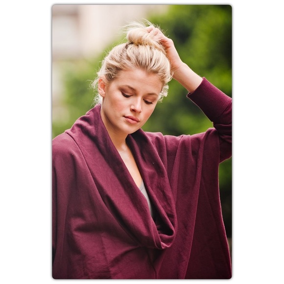 Burgundy Oversized Cowl Neck Top - Picture 3 of 3